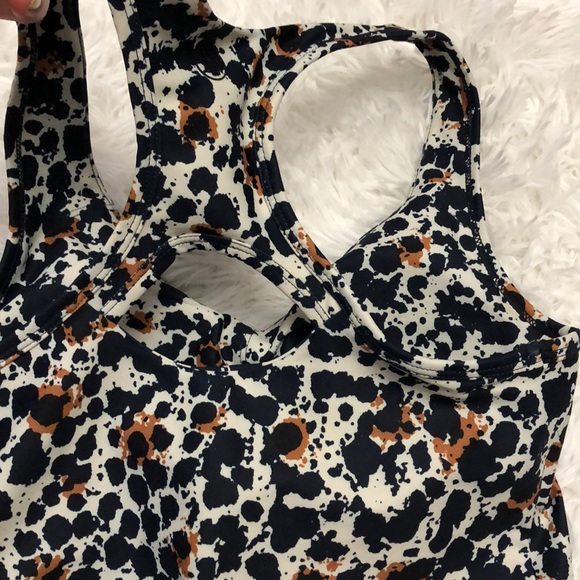 SAGE Collective Workout Set - Picture 5 of 6